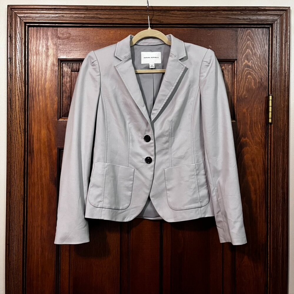 2/$25 Size 6 Grey Blazer Banana Republic